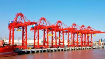 Ship-to-shore Container Crane