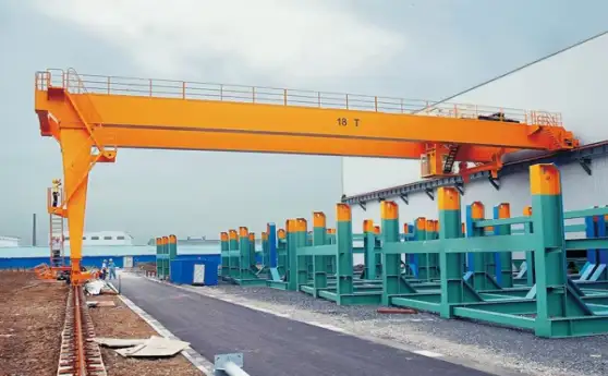 What is a semi gantry crane？