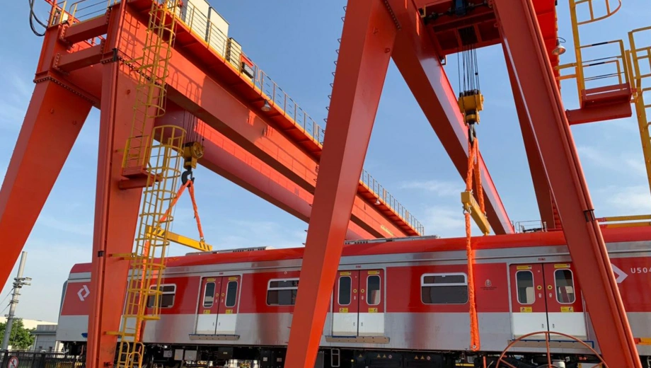 New Chinese Style Gantry Crane.webp