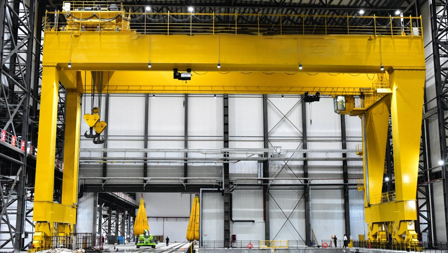 New Chinese Style Gantry Crane.webp