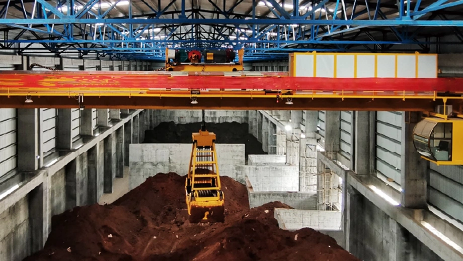 Intelligent Bulk Material Crane.webp