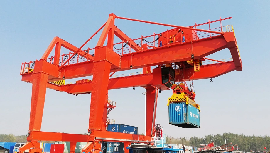 Intelligent Port Crane.webp