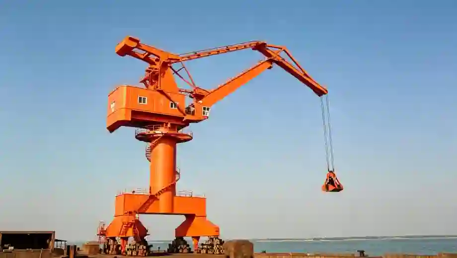 Grab-Type Four-Link Portal Crane