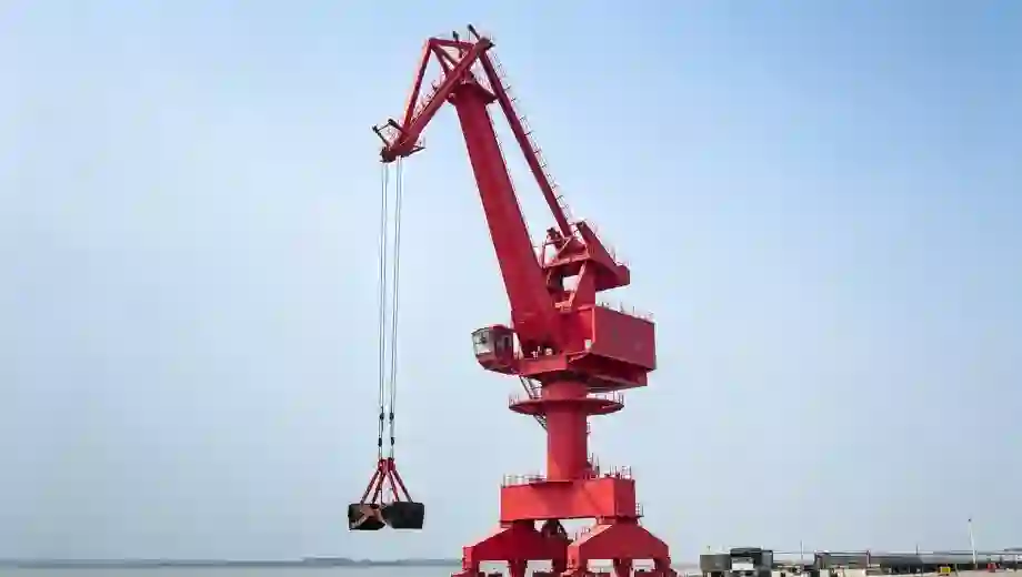 Grab-Type Four-Link Portal Crane