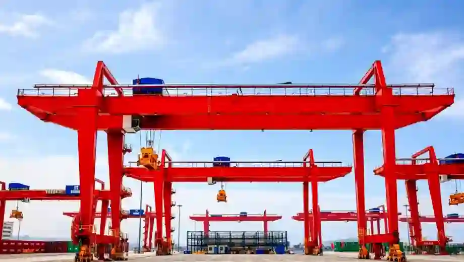 Intelligent Port Crane