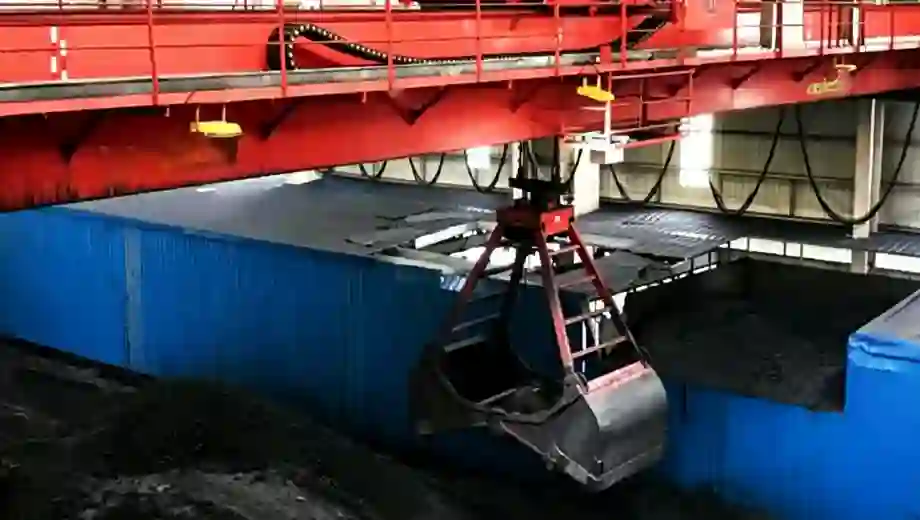 Intelligent Bulk Material Crane