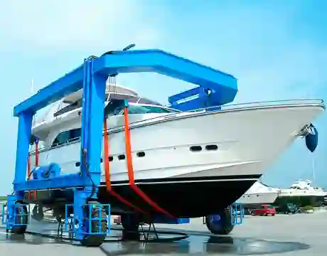 Travel Lift Crane