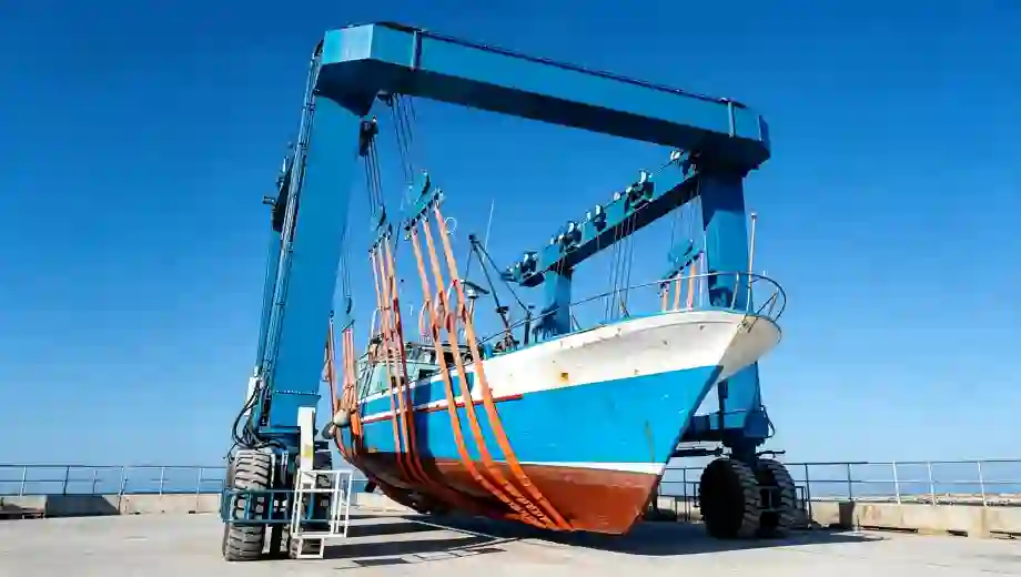 Travel Lift Crane